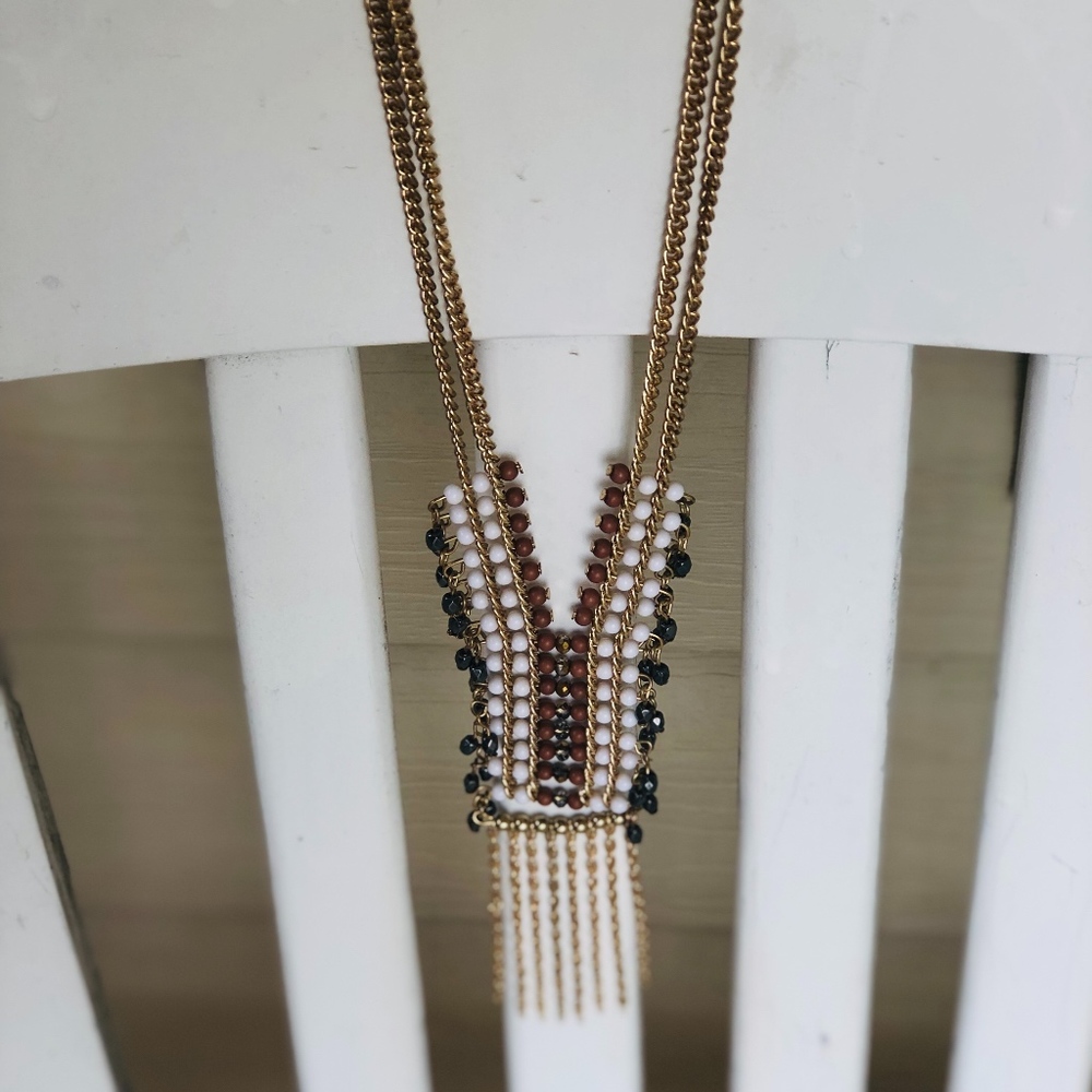 V Necklace